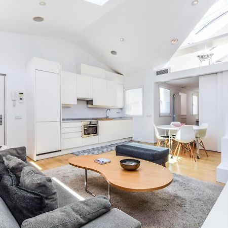 Atico Reformado En Anton Martin Apartman Madrid Kültér fotó