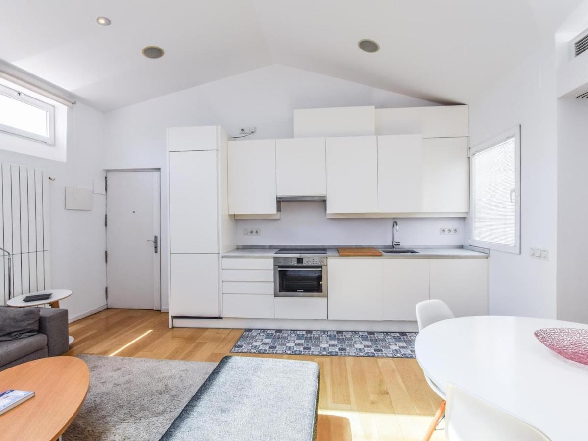 Atico Reformado En Anton Martin Apartman Madrid Kültér fotó